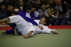 パラリンピアン（半谷静香氏）交流事業