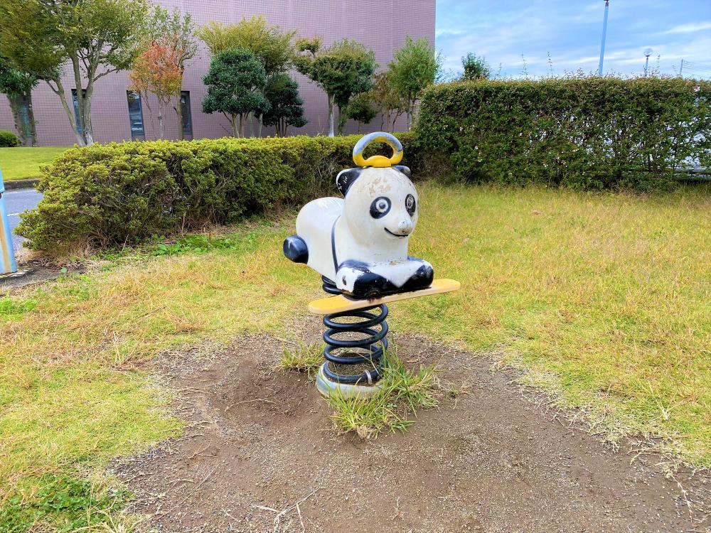 中富児童公園のスプリング遊具