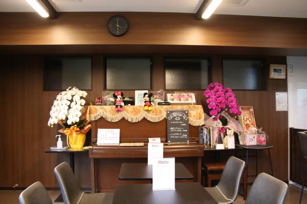 ナリ夢工房 店内の様子