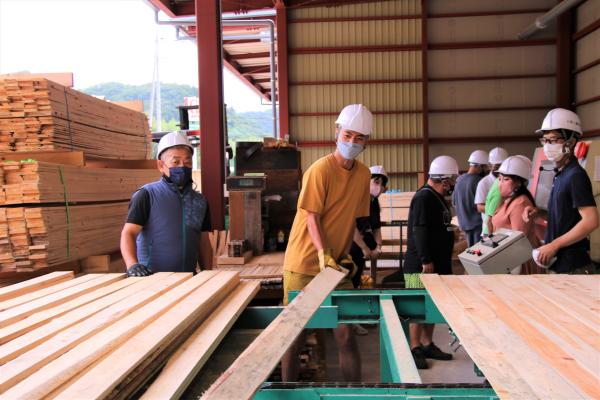 林業・アクティビティ編2日目 製材所体験