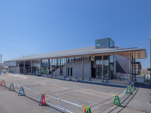 東側東西自由通路1